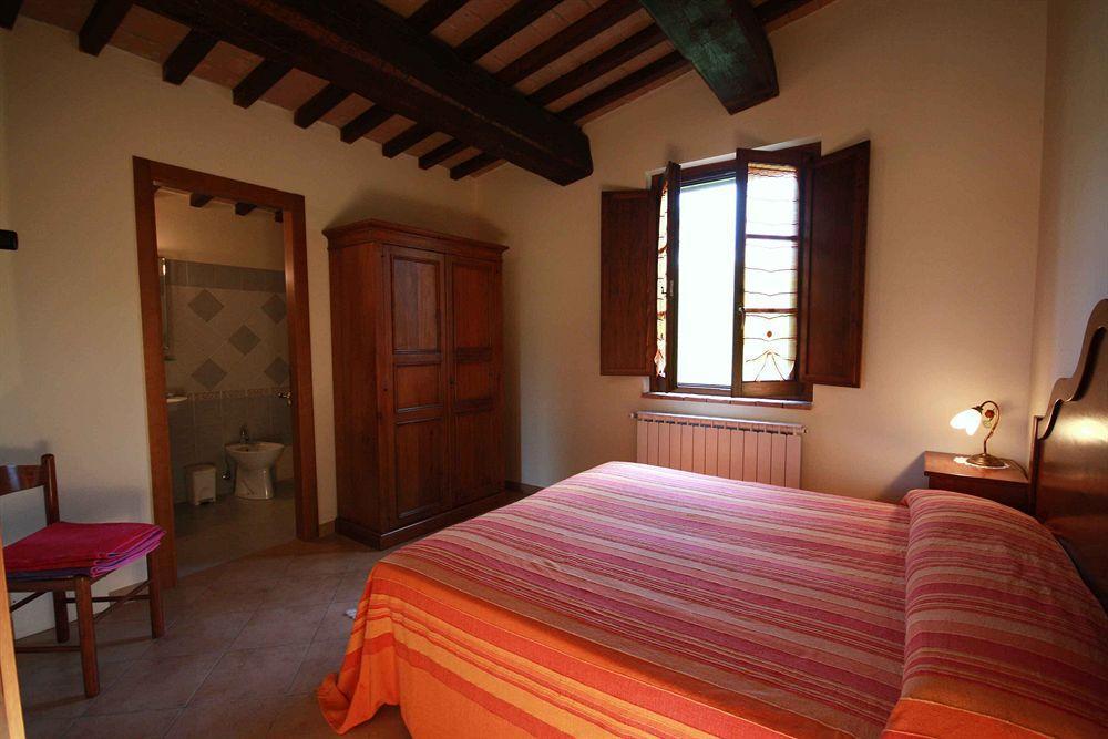 Santa Maria Degli Ancillotti Pension Petrignano Buitenkant foto