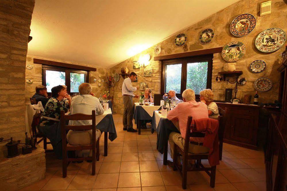 Santa Maria Degli Ancillotti Pension Petrignano Buitenkant foto
